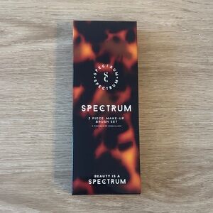 NEW Spectrum 3 Piece Make-Up Brush Set